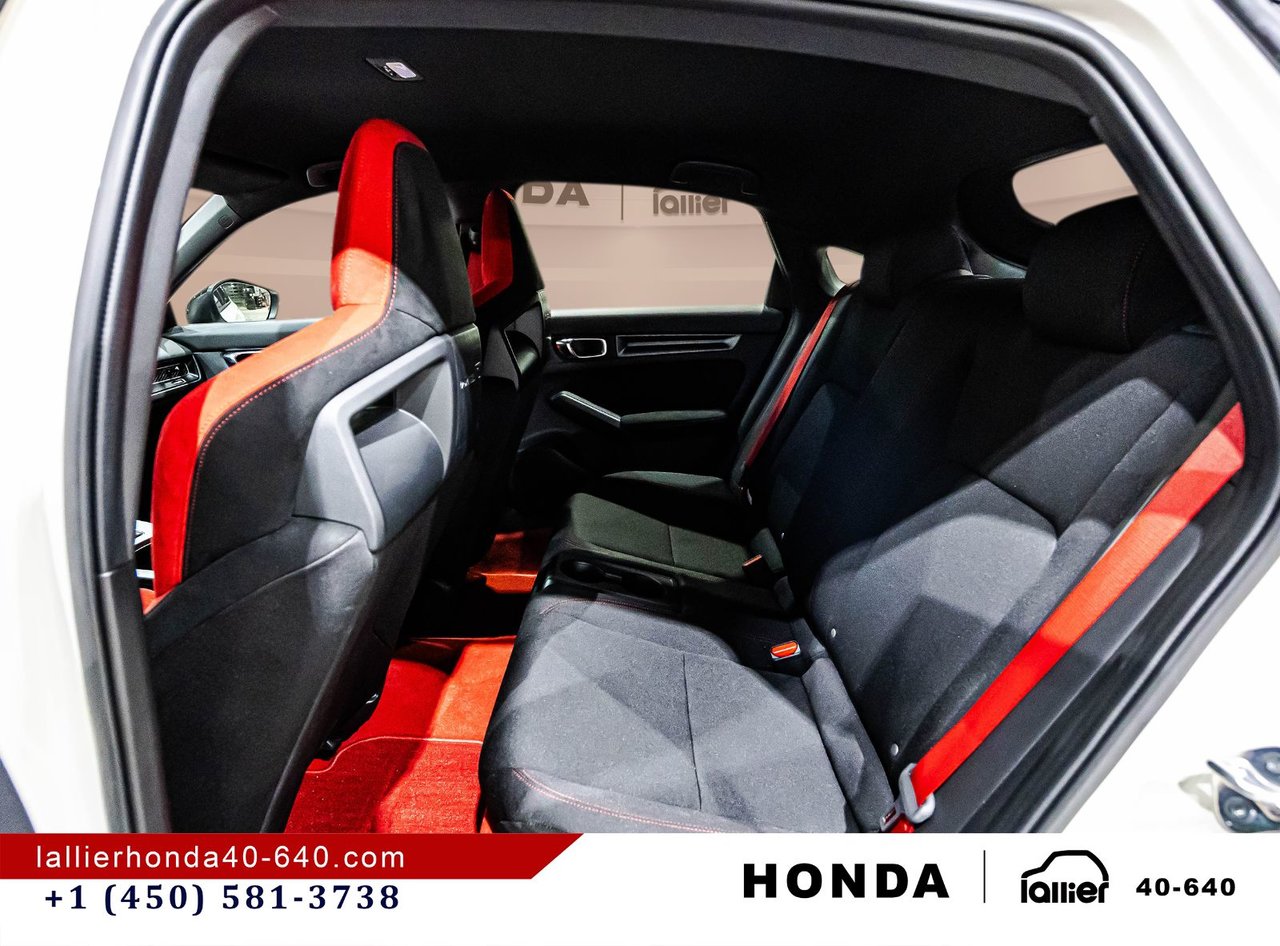 2024 Honda Civic Type R - Image 13