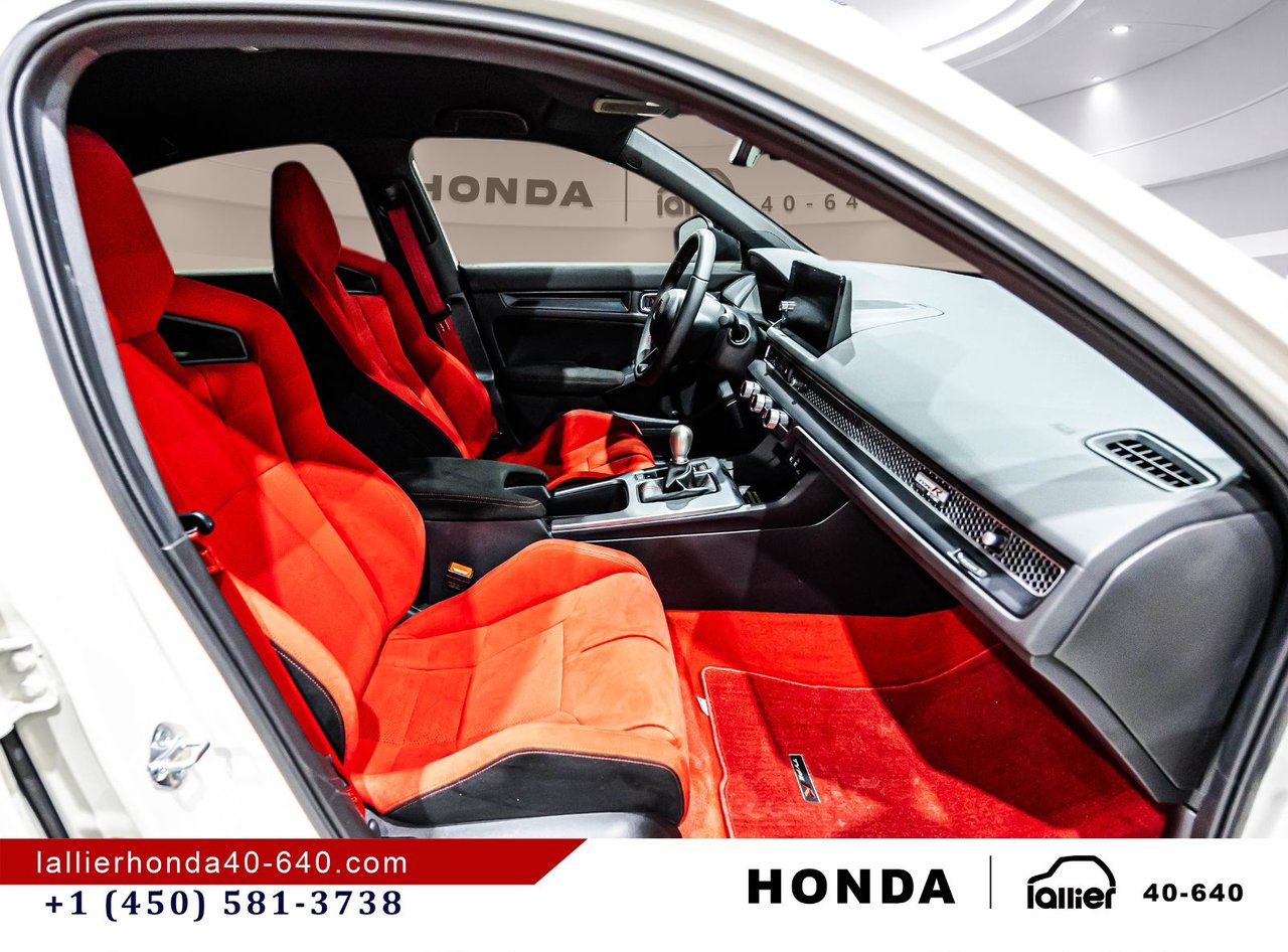 2024 Honda Civic Type R - Image 17