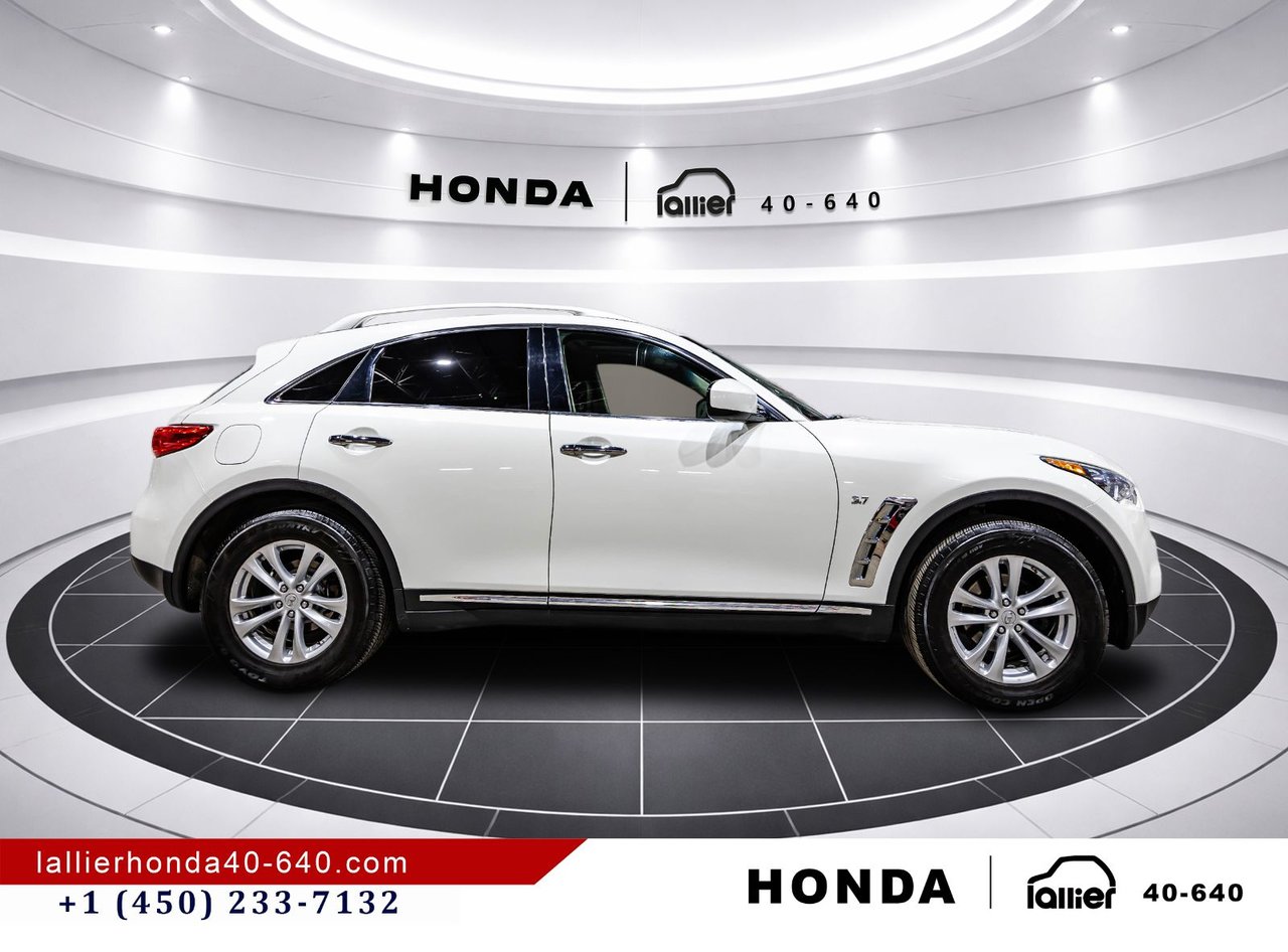 2017 Infiniti QX70 - Image 8