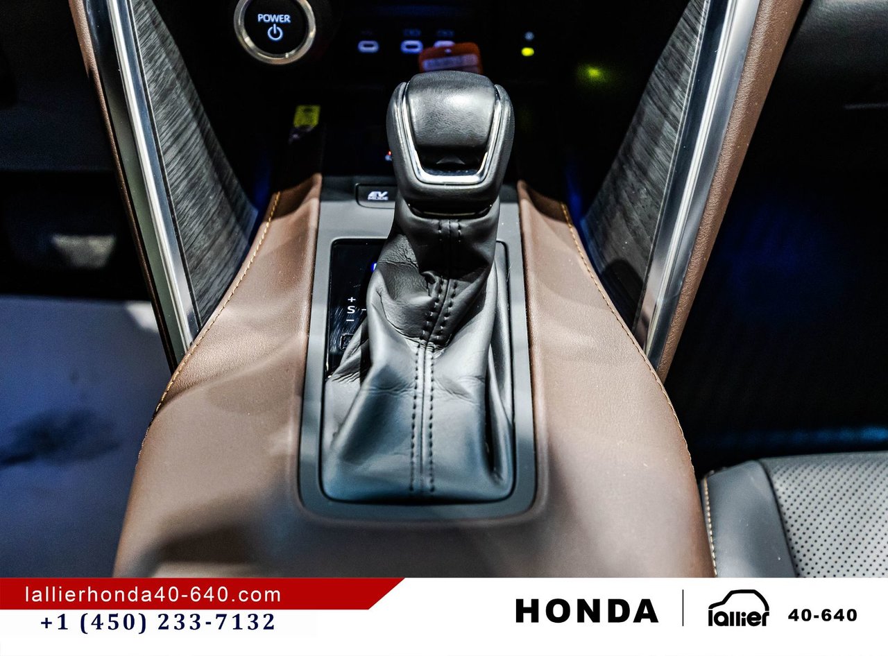 2023 Toyota Venza - Image 26