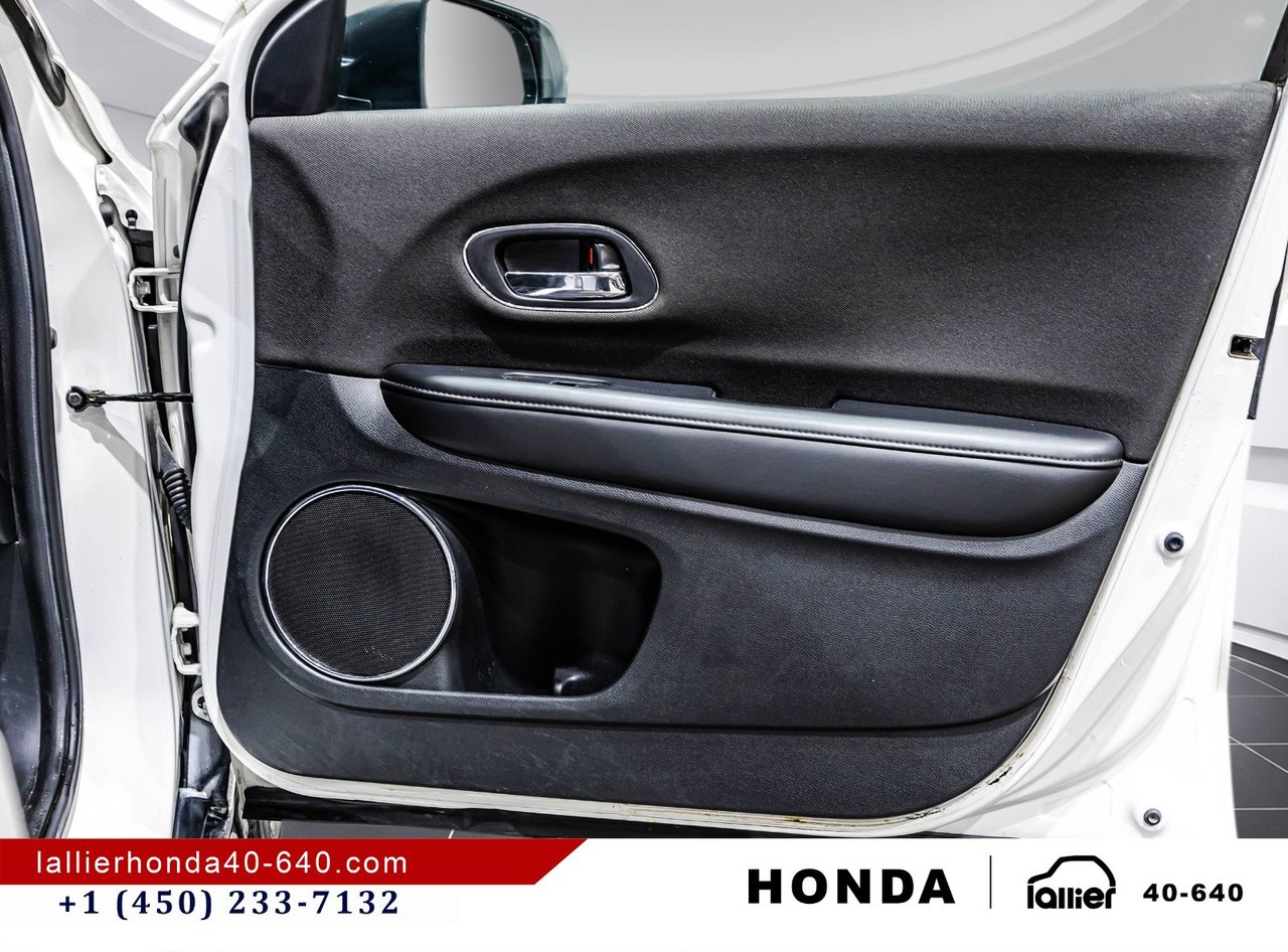 2020 Honda HR-V - Image 17