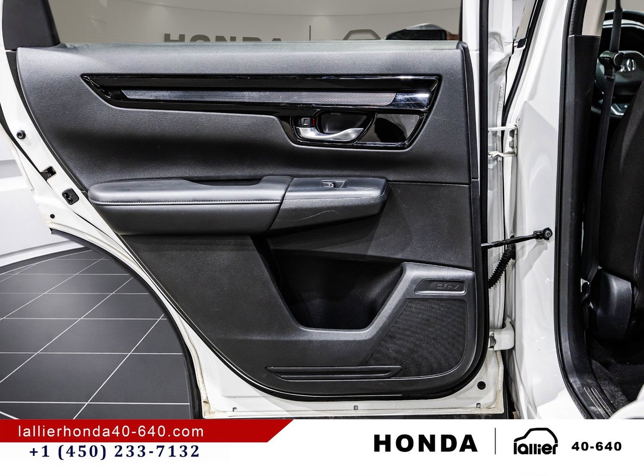 2025 Honda CR-V - Image 12