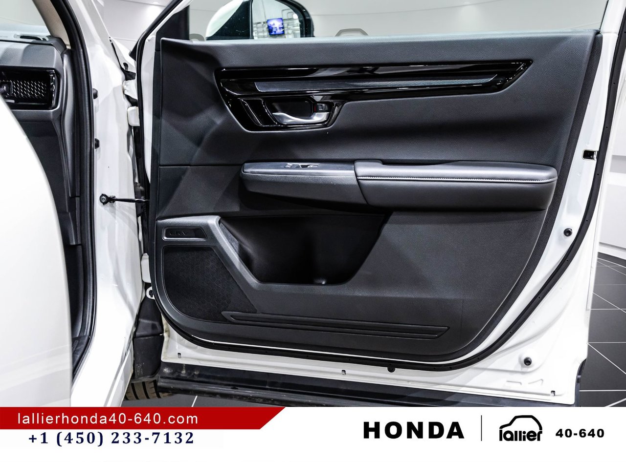 2025 Honda CR-V - Image 17