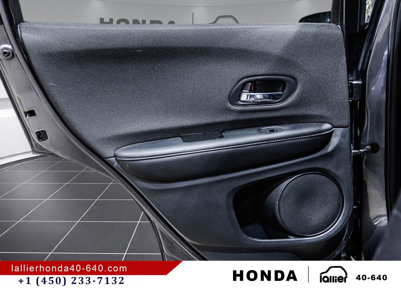 2021 Honda HR-V - Image 12