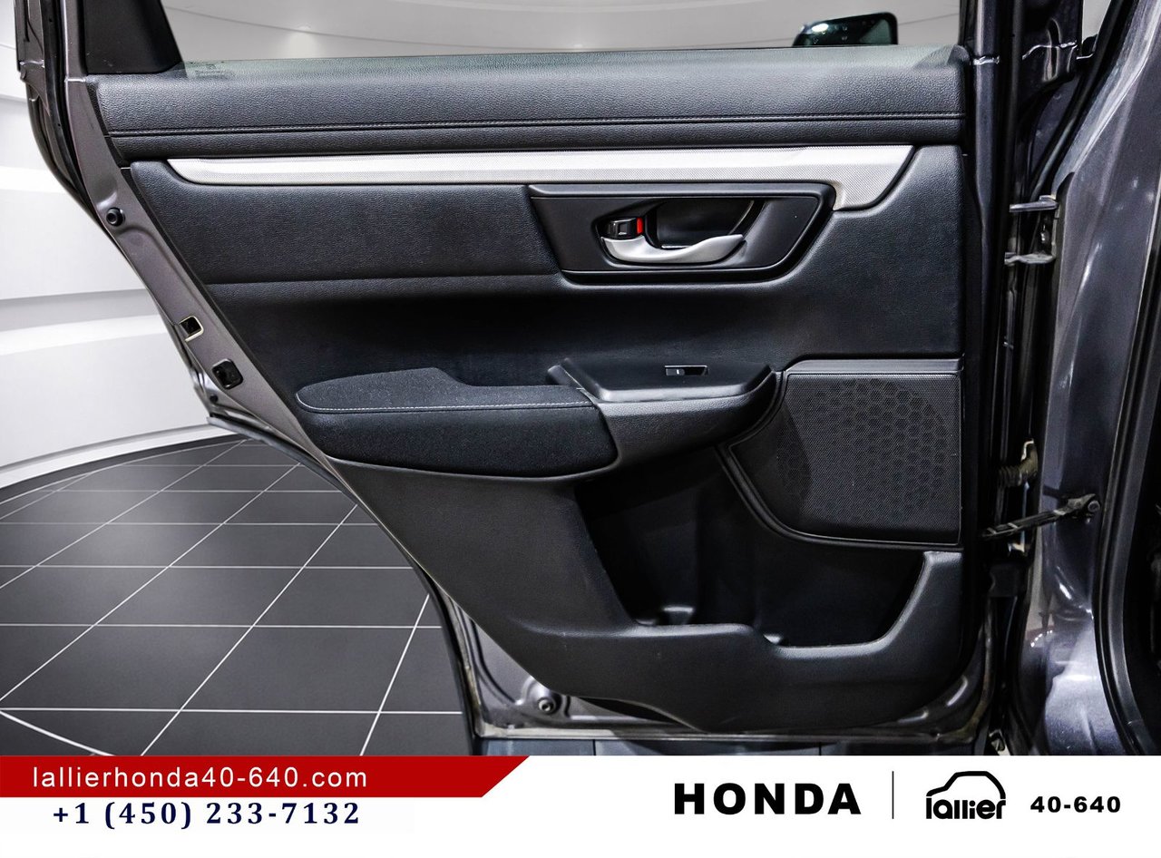 2018 Honda CR-V - Image 12