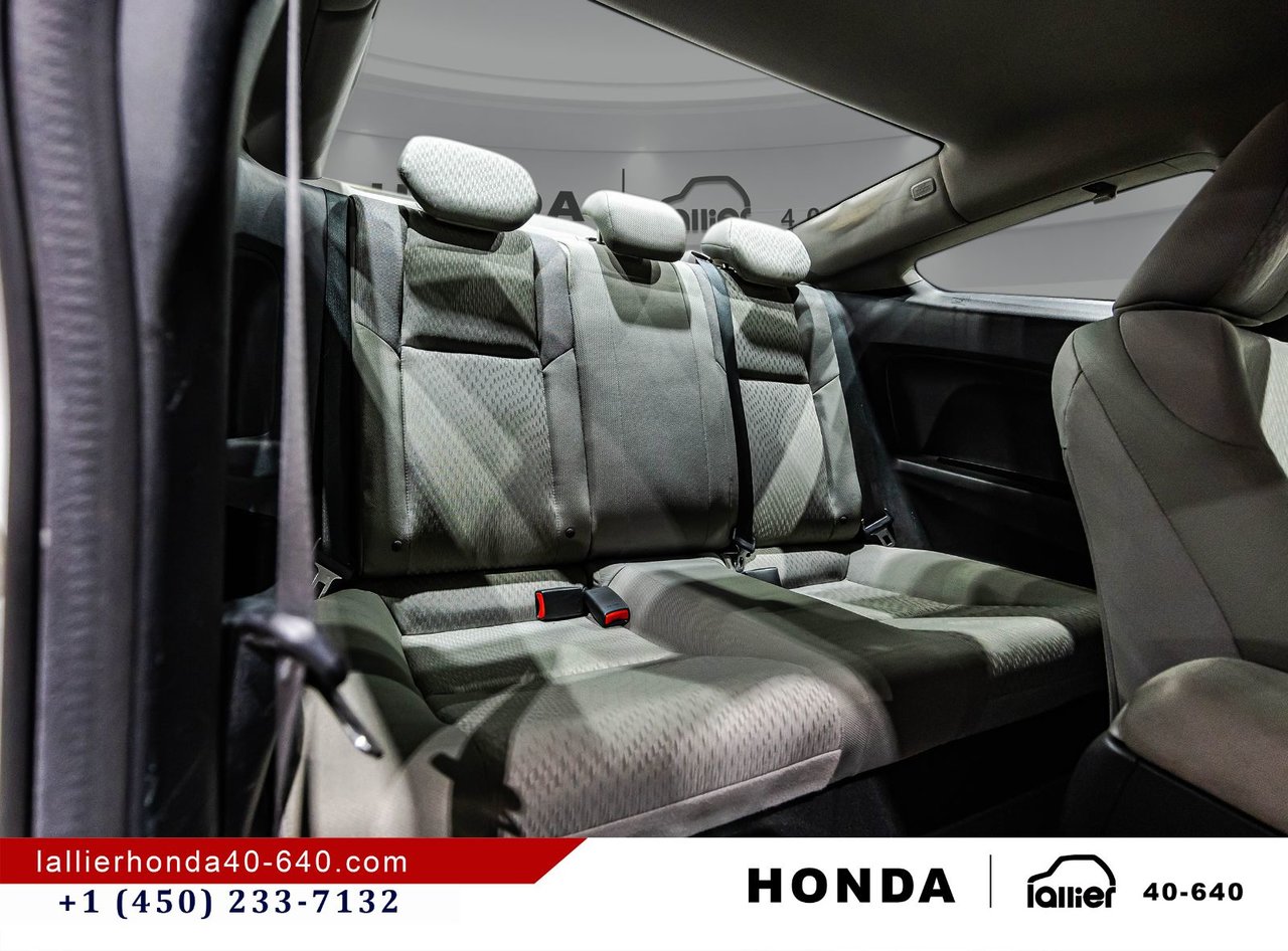 2014 Honda Civic Coupe - Image 15