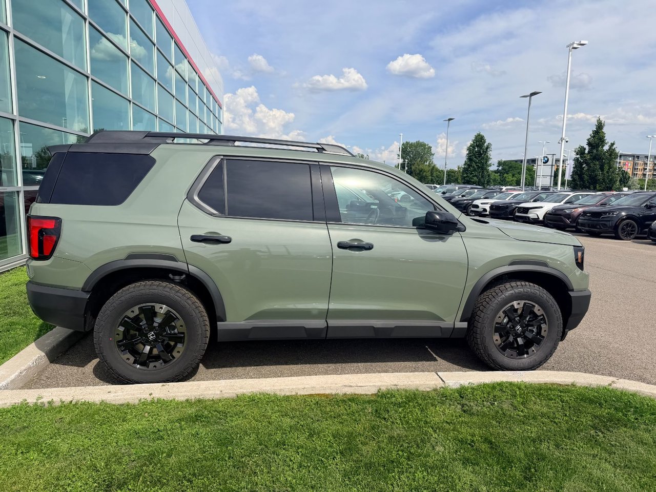 2026 Honda Passport - Image 4