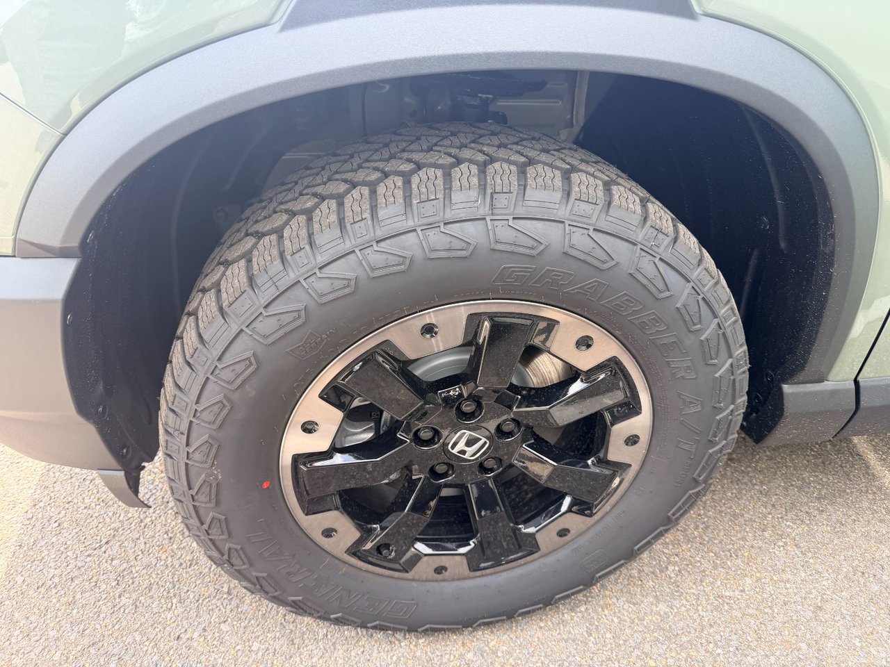 2026 Honda Passport - Image 9