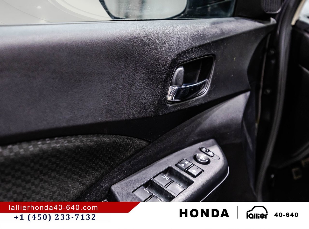 2016 Honda CR-V - Image 12