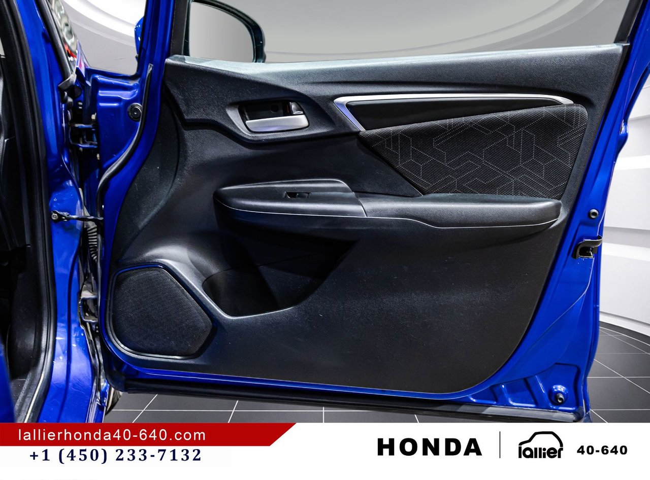 2016 Honda Fit - Image 16