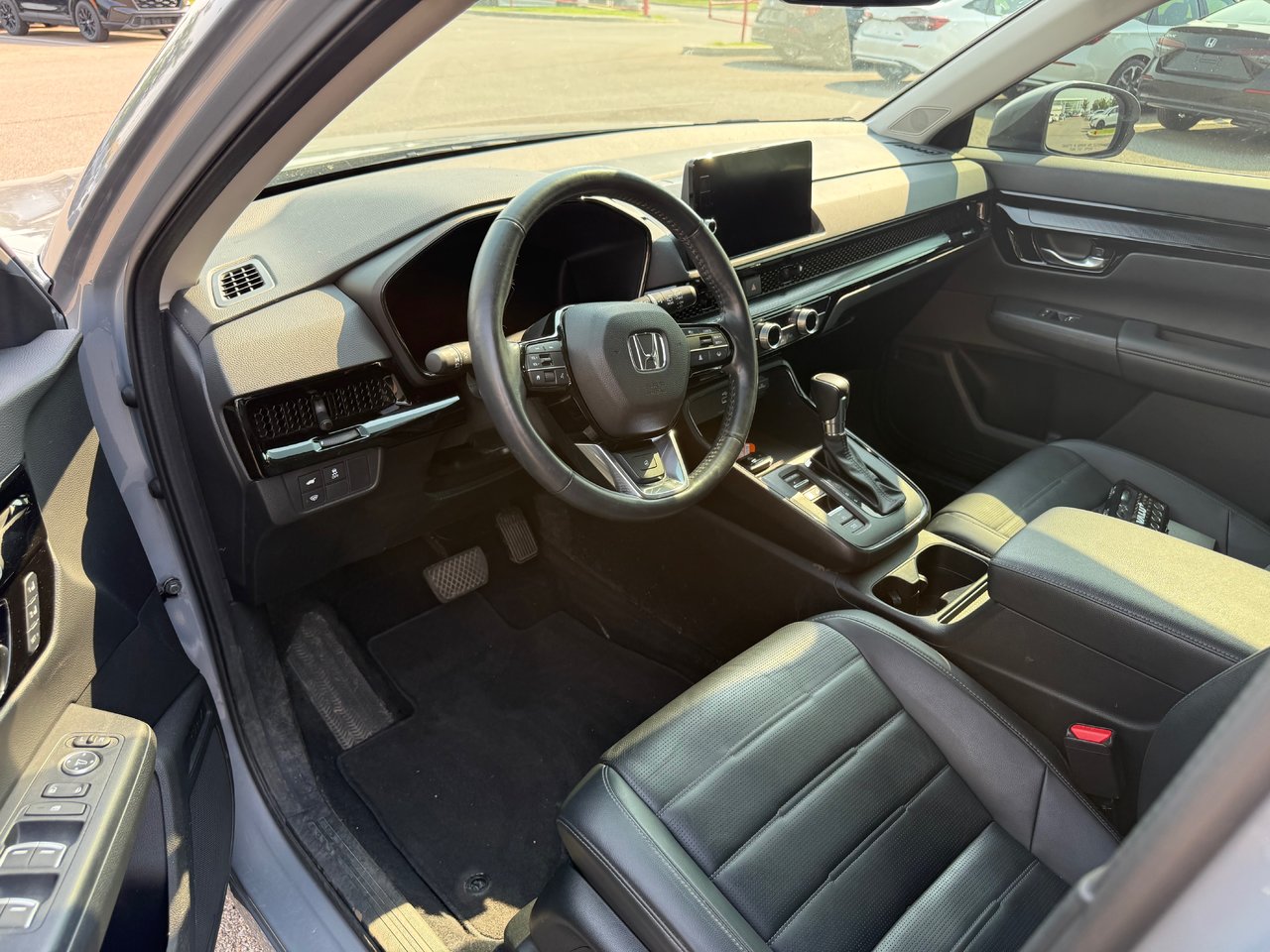 2023 Honda CR-V - Image 10