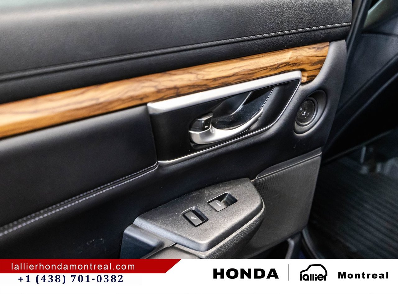 2018 Honda CR-V - Image 12