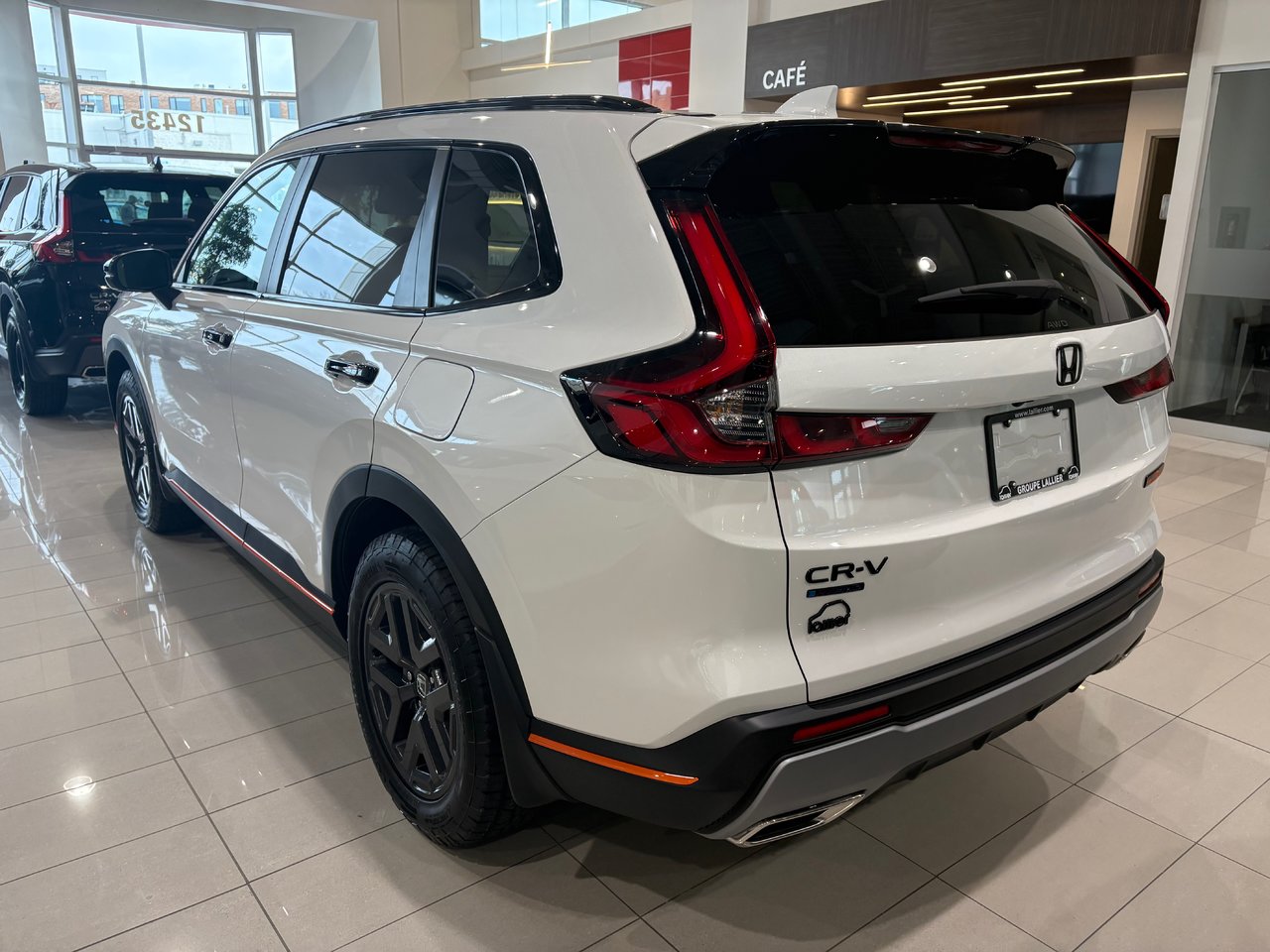 2026 Honda CR-V Hybrid - Image 5