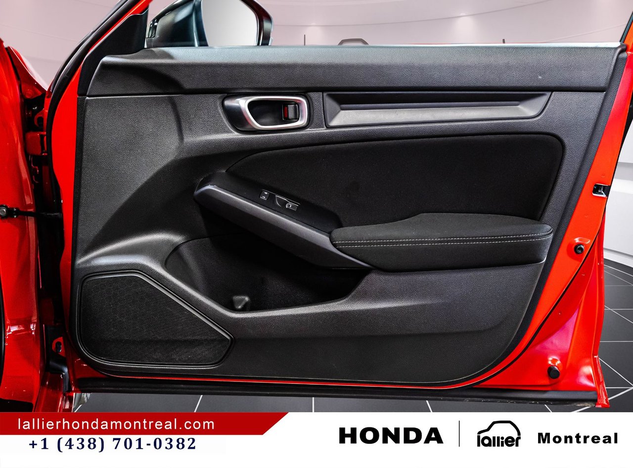 2024 Honda Civic Hatchback - Image 16