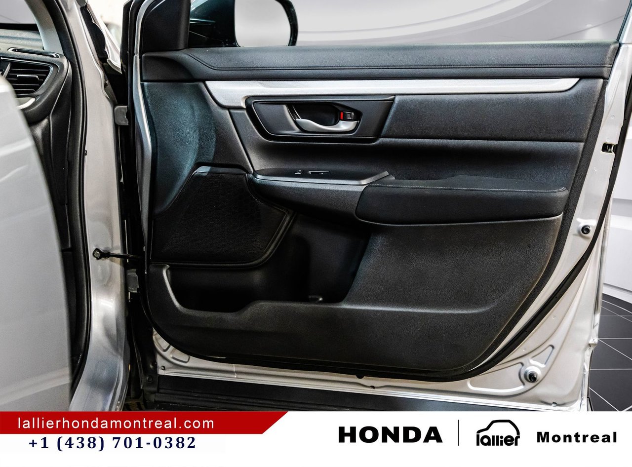 2018 Honda CR-V - Image 16