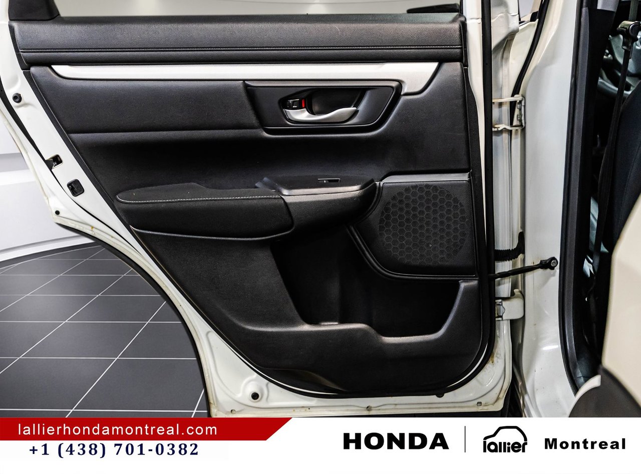 2018 Honda CR-V - Image 12