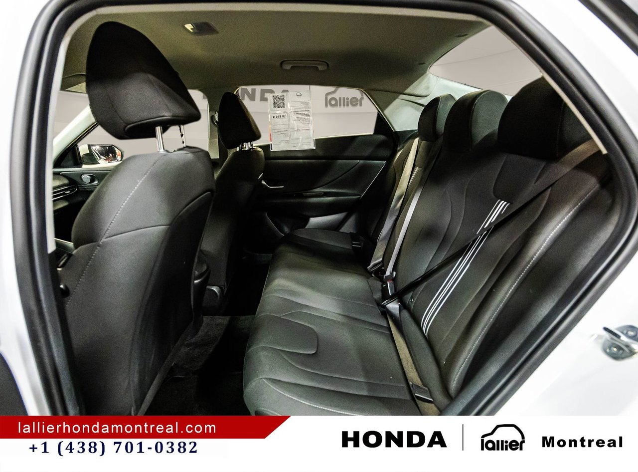 2023 Hyundai Elantra - Image 14