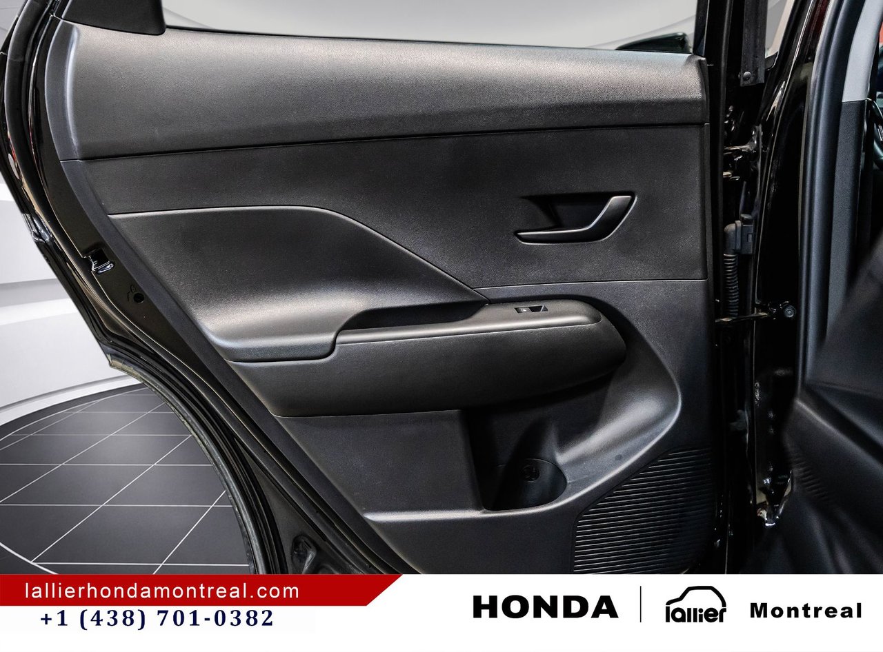2025 Hyundai Kona Electric - Image 13