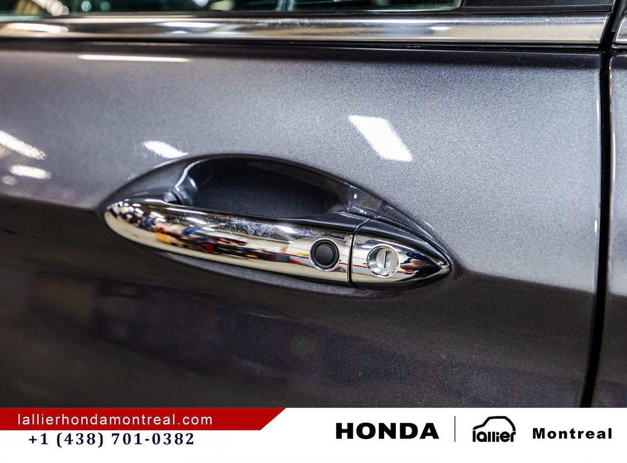 2017 Honda Accord Coupe - Image 11