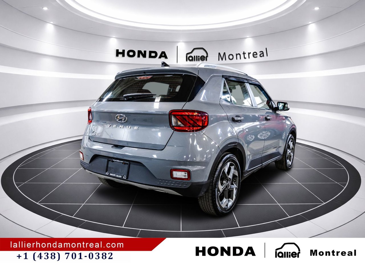 2022 Hyundai Venue - Image 7
