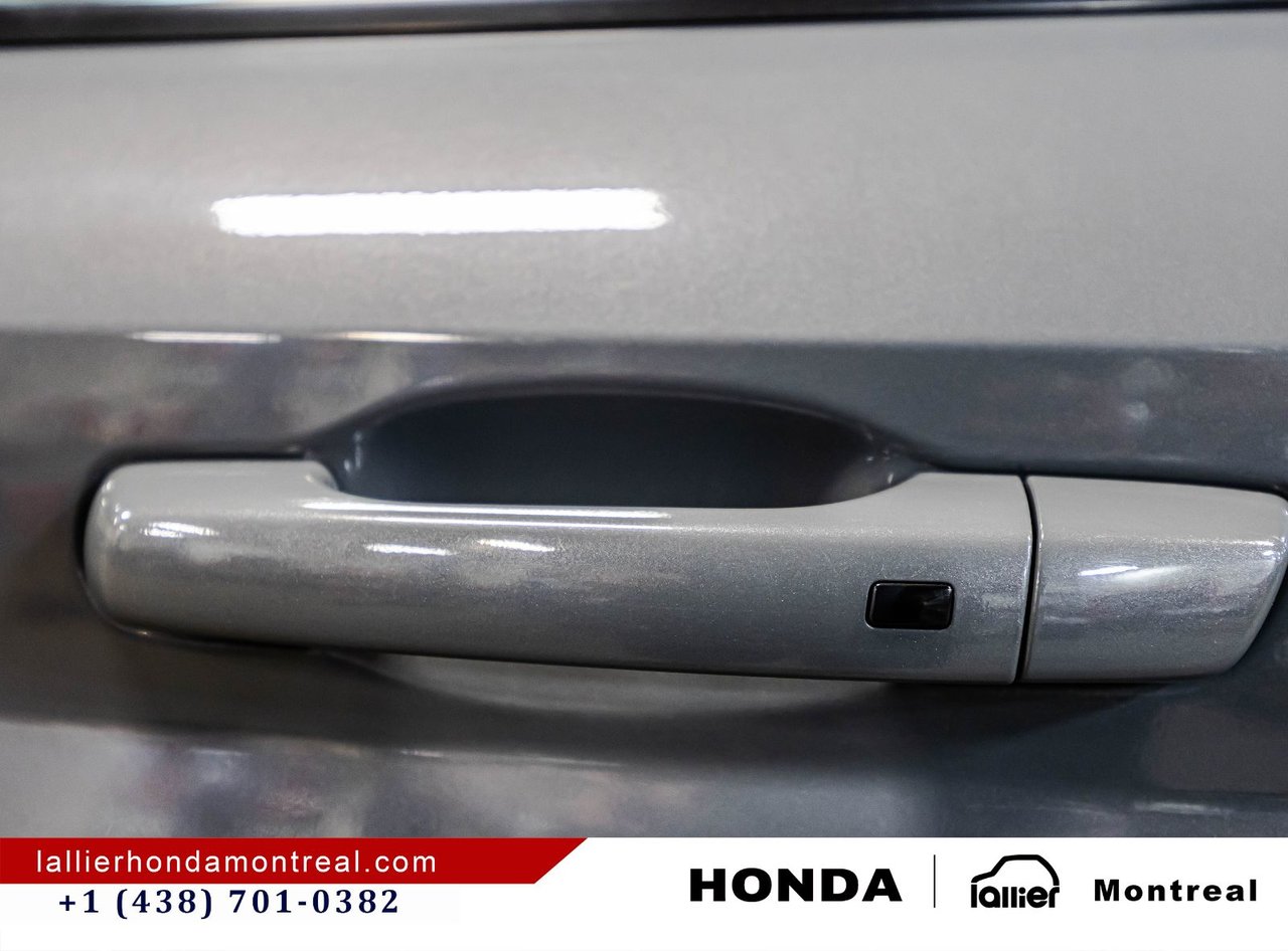 2022 Hyundai Venue - Image 11