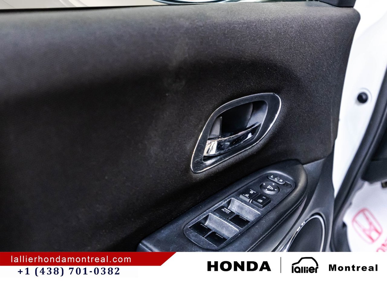 2018 Honda HR-V - Image 12