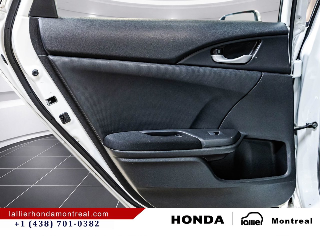 2020 Honda Civic Sedan - Image 13