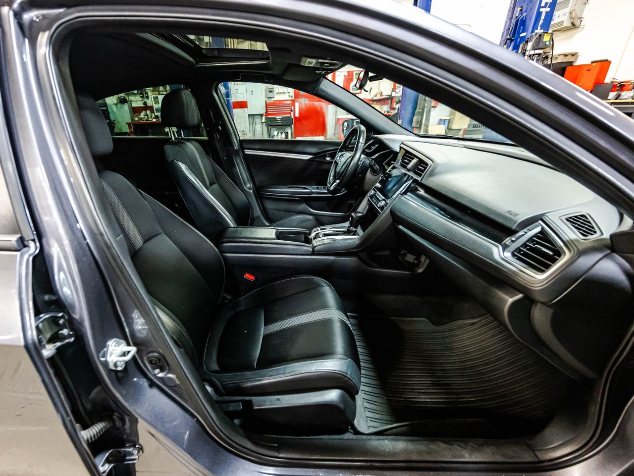 2021 Honda Civic Sedan - Image 18