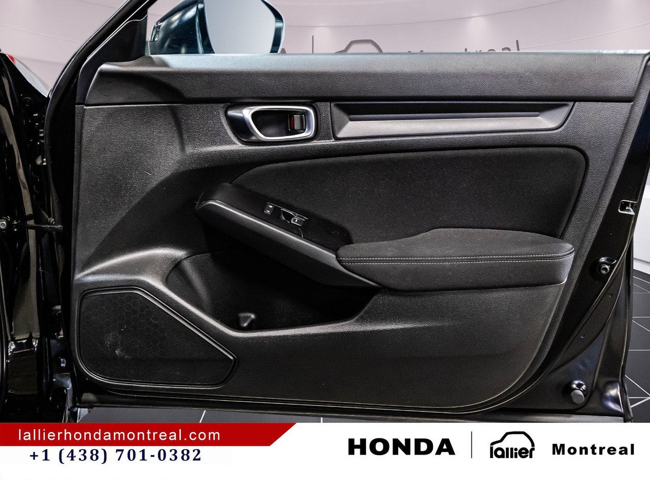 2025 Honda Civic Sedan - Image 16