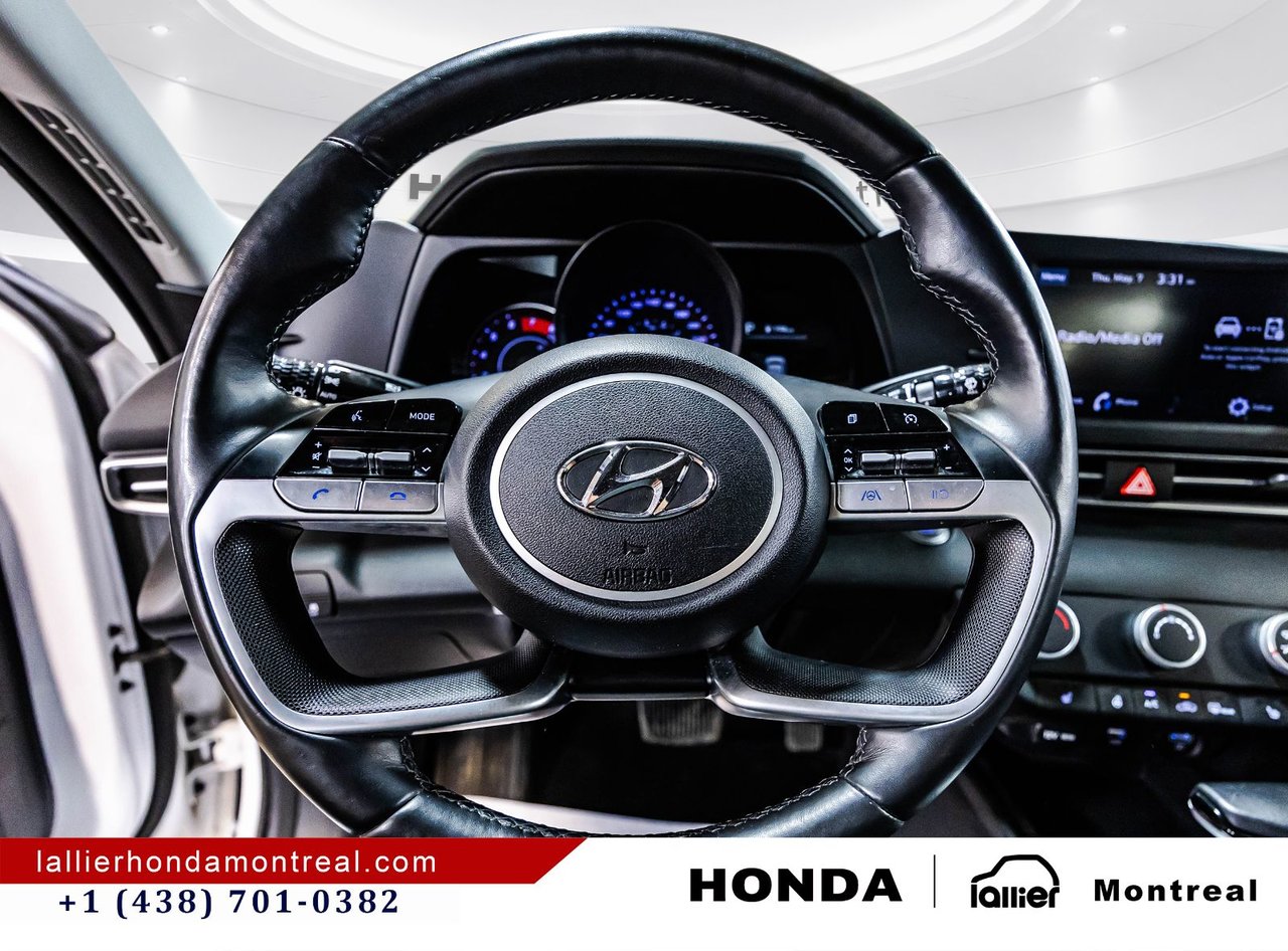 2023 Hyundai Elantra - Image 22
