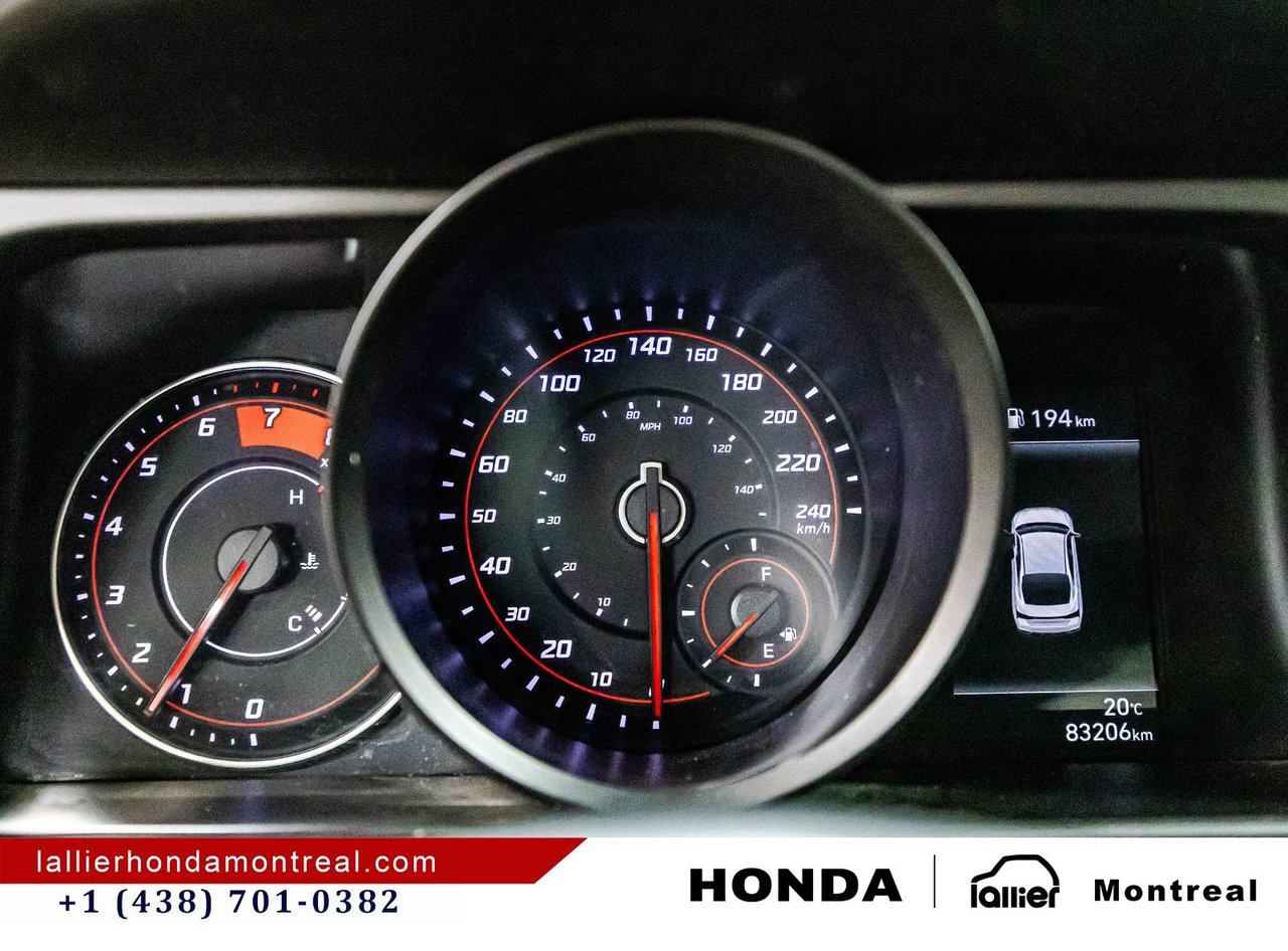 2023 Hyundai Elantra - Image 23