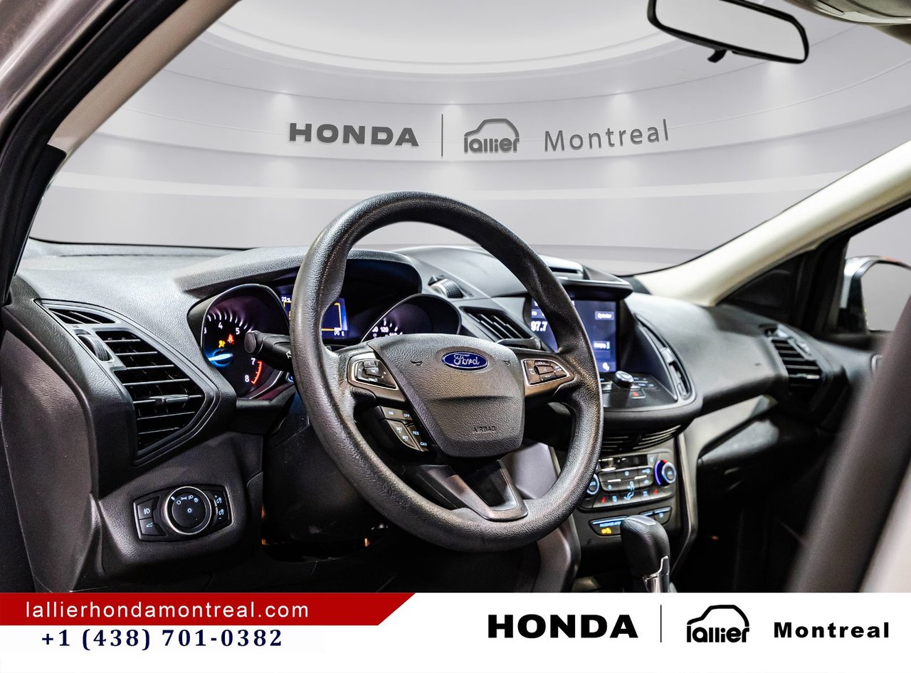 2017 Ford Escape - Image 19