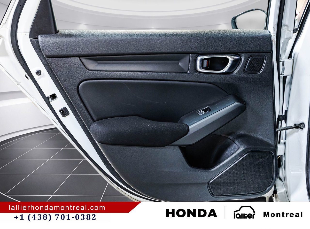 2022 Honda Civic Sedan - Image 12