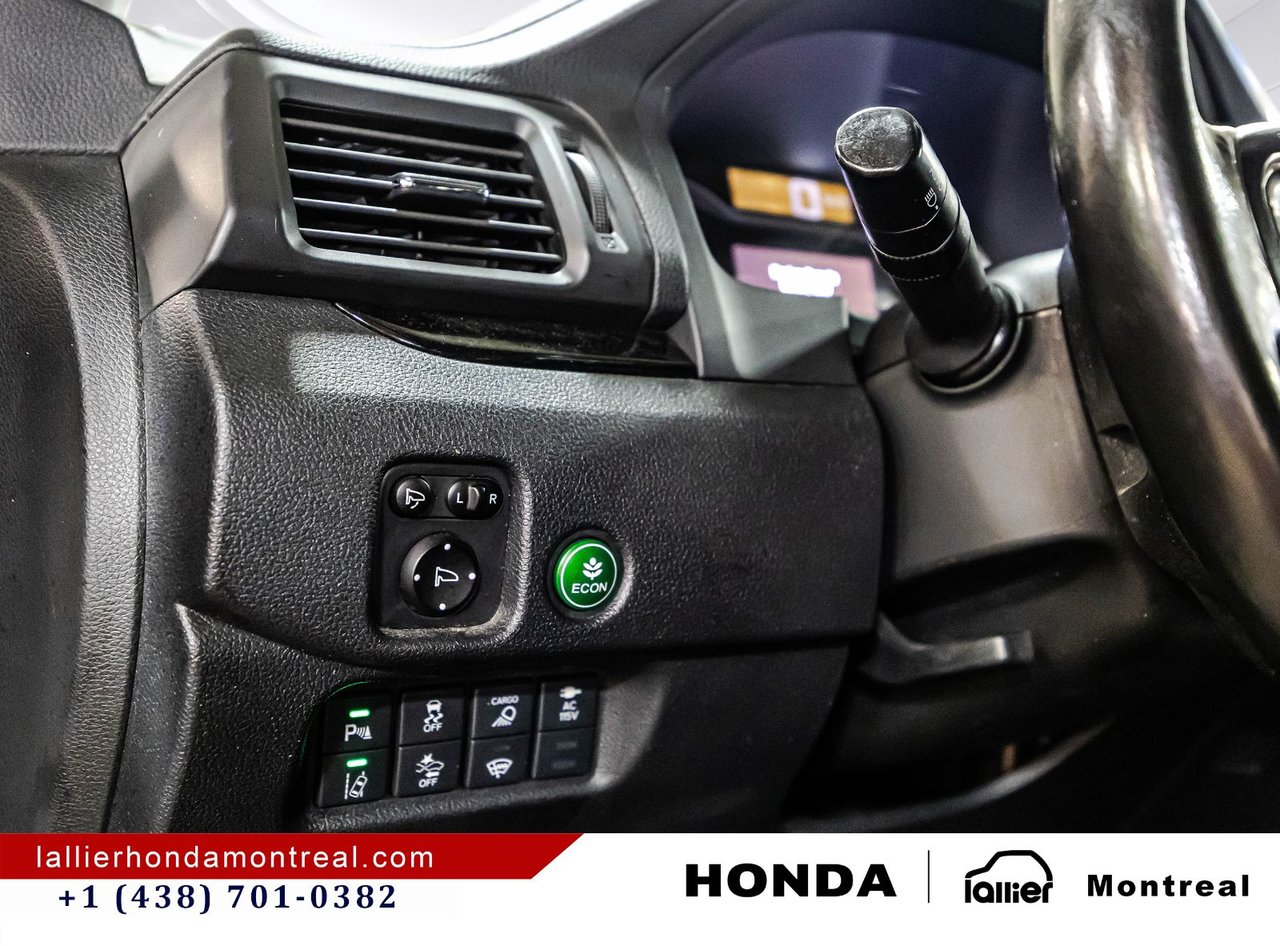 2019 Honda Ridgeline - Image 22