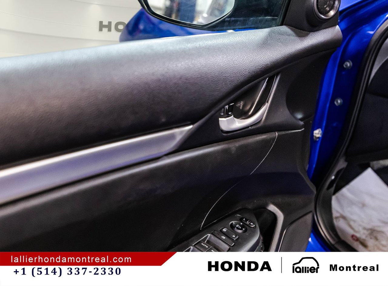 2020 Honda Civic Sedan - Image 11