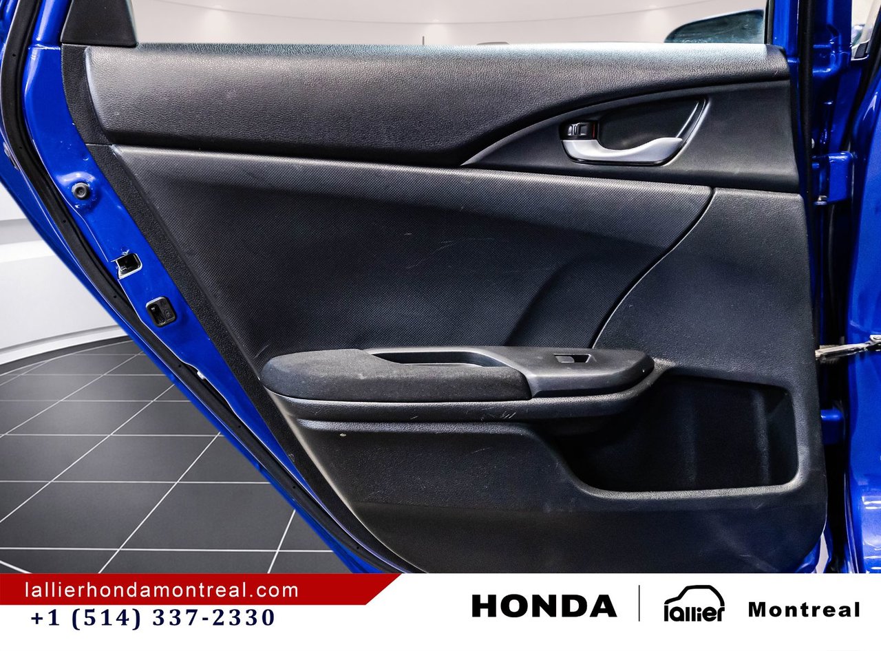 2020 Honda Civic Sedan - Image 12