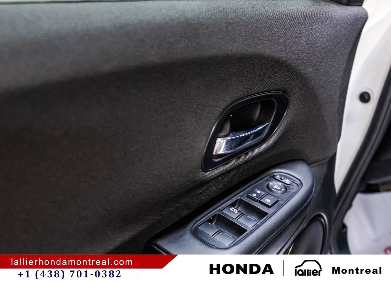 2022 Honda HR-V - Image 11