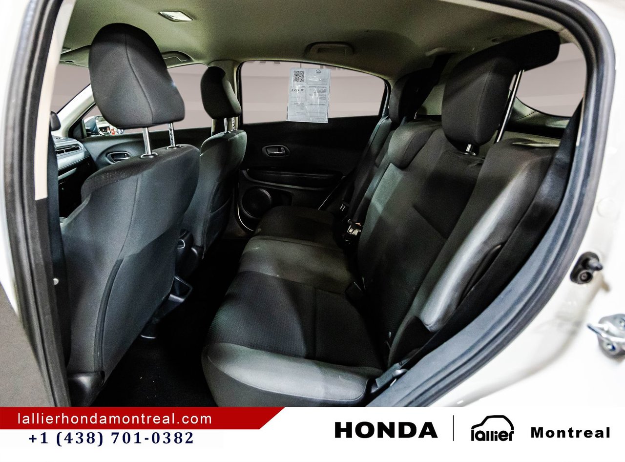 2022 Honda HR-V - Image 13