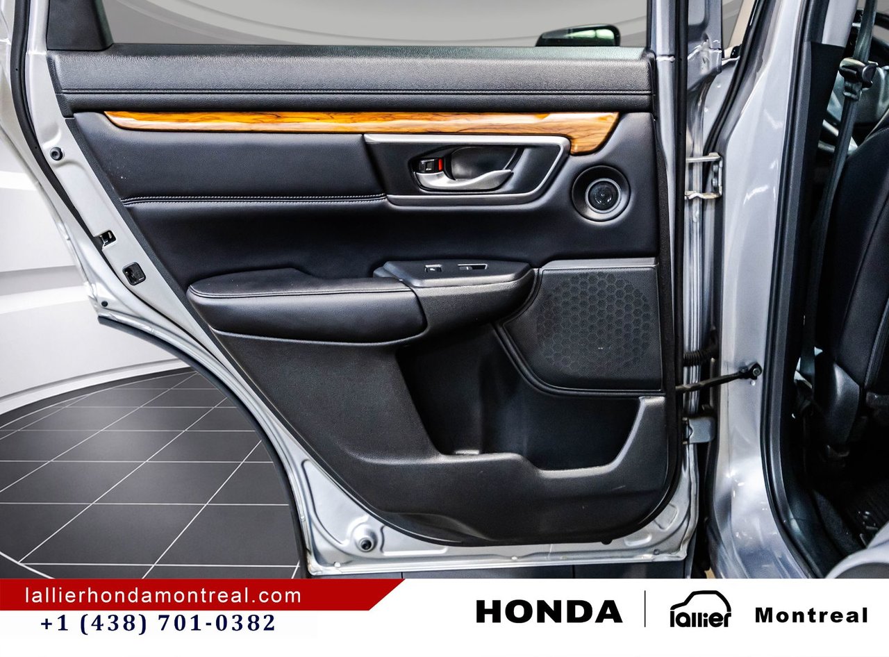 2018 Honda CR-V - Image 13