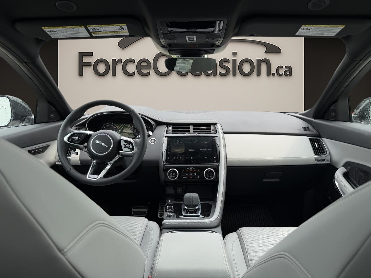 2024 Jaguar E-PACE - Image 7