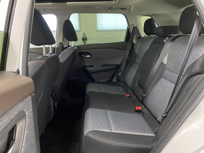 2023 Nissan Rogue - Image 19