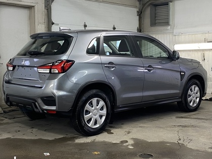 2024 Mitsubishi RVR - Image 7