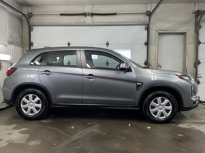 2024 Mitsubishi RVR - Image 8