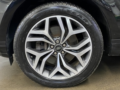 2020 Land Rover Range Rover Evoque - Image 11