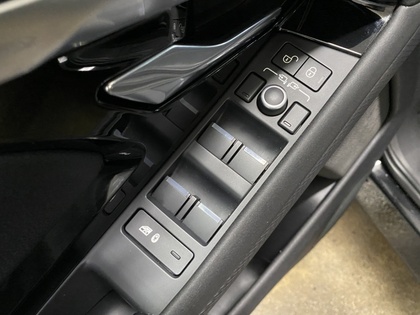 2020 Land Rover Range Rover Evoque - Image 29