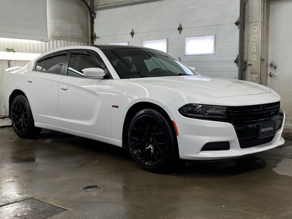2020 Dodge Charger - Image 9