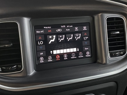 2020 Dodge Charger - Image 24