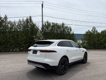 2022 Jaguar F-Pace - Image 4