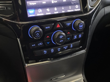 2021 Jeep Grand Cherokee - Image 28