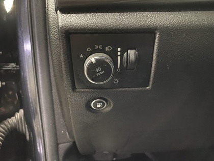 2021 Jeep Grand Cherokee - Image 31